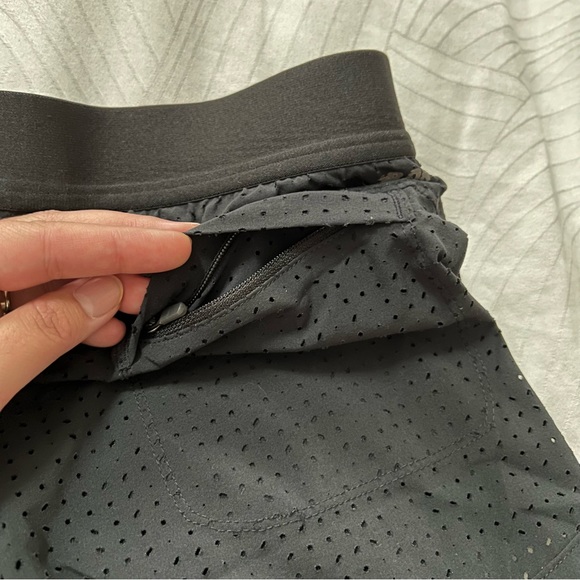 New Balance Shorts with Liner - Picture 5 of 5